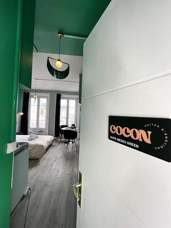 Suite Green Medici Lyon 0*,